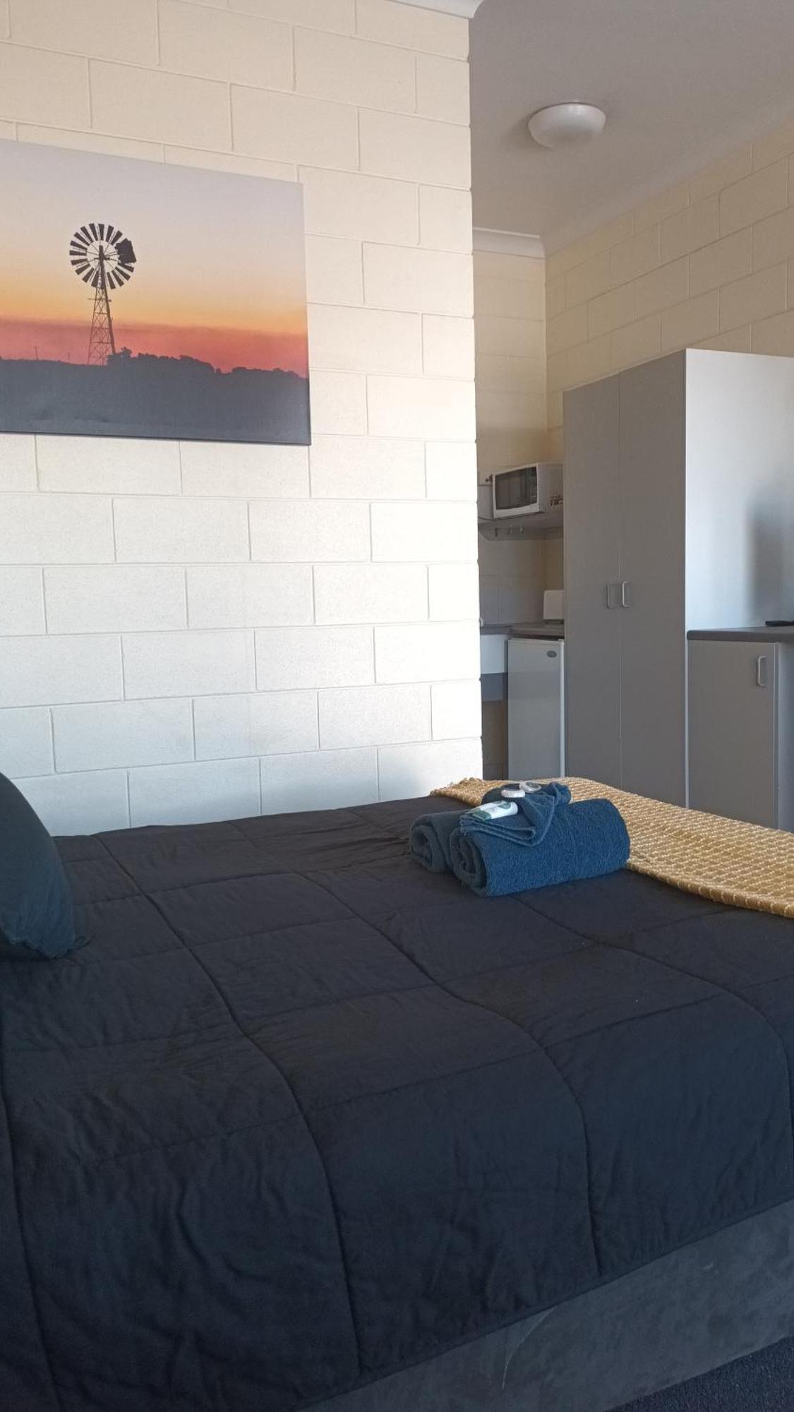 Central Point Motel Mount Isa Eksteriør bilde