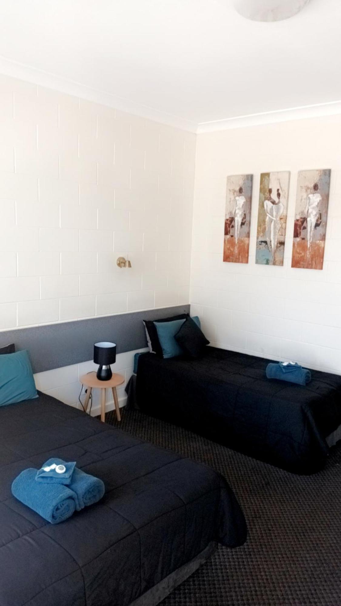 Central Point Motel Mount Isa Eksteriør bilde